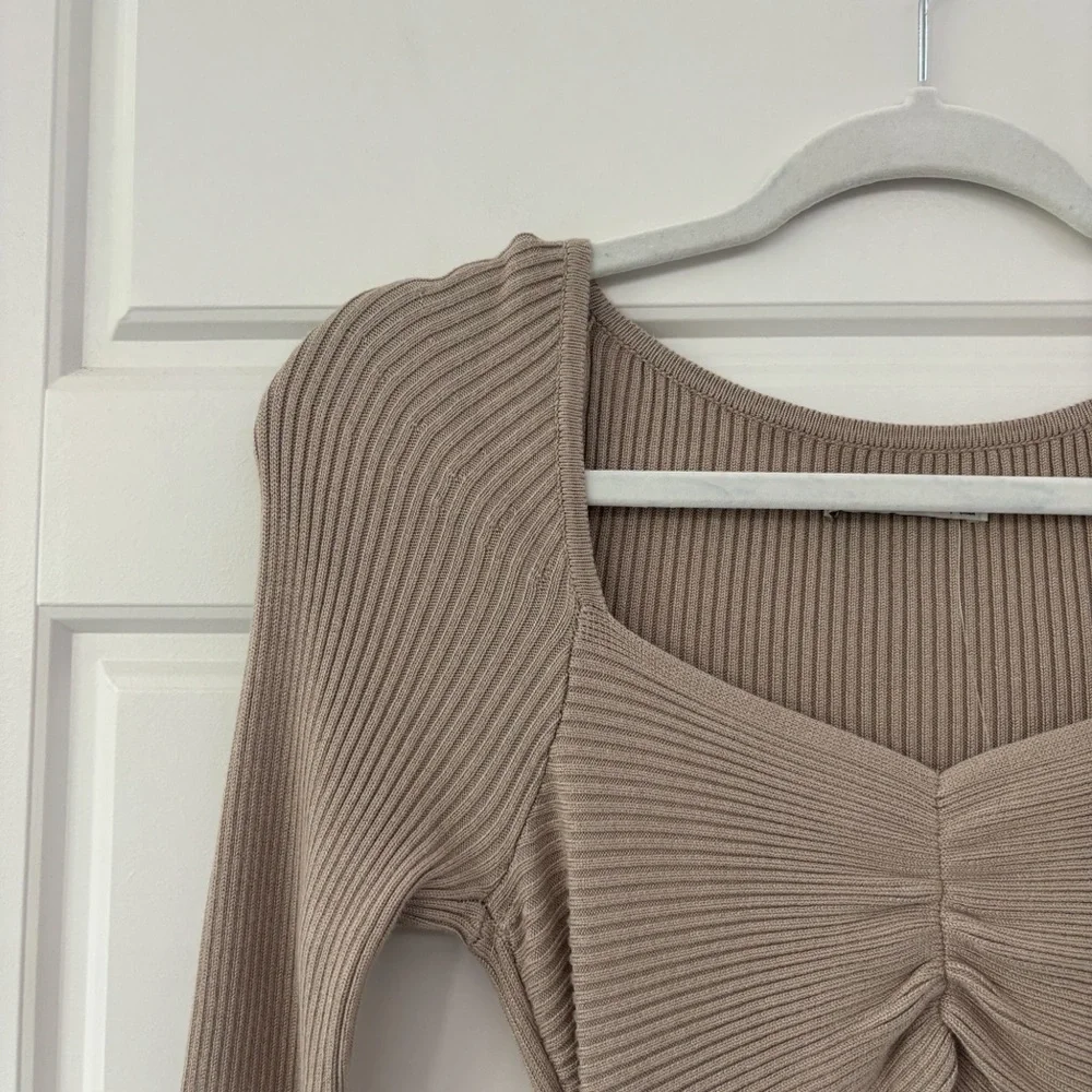 NEW Abercrombie & Fitch Cinched Front Cutout Midi
Sweater Dress - Picture 10 of 10
